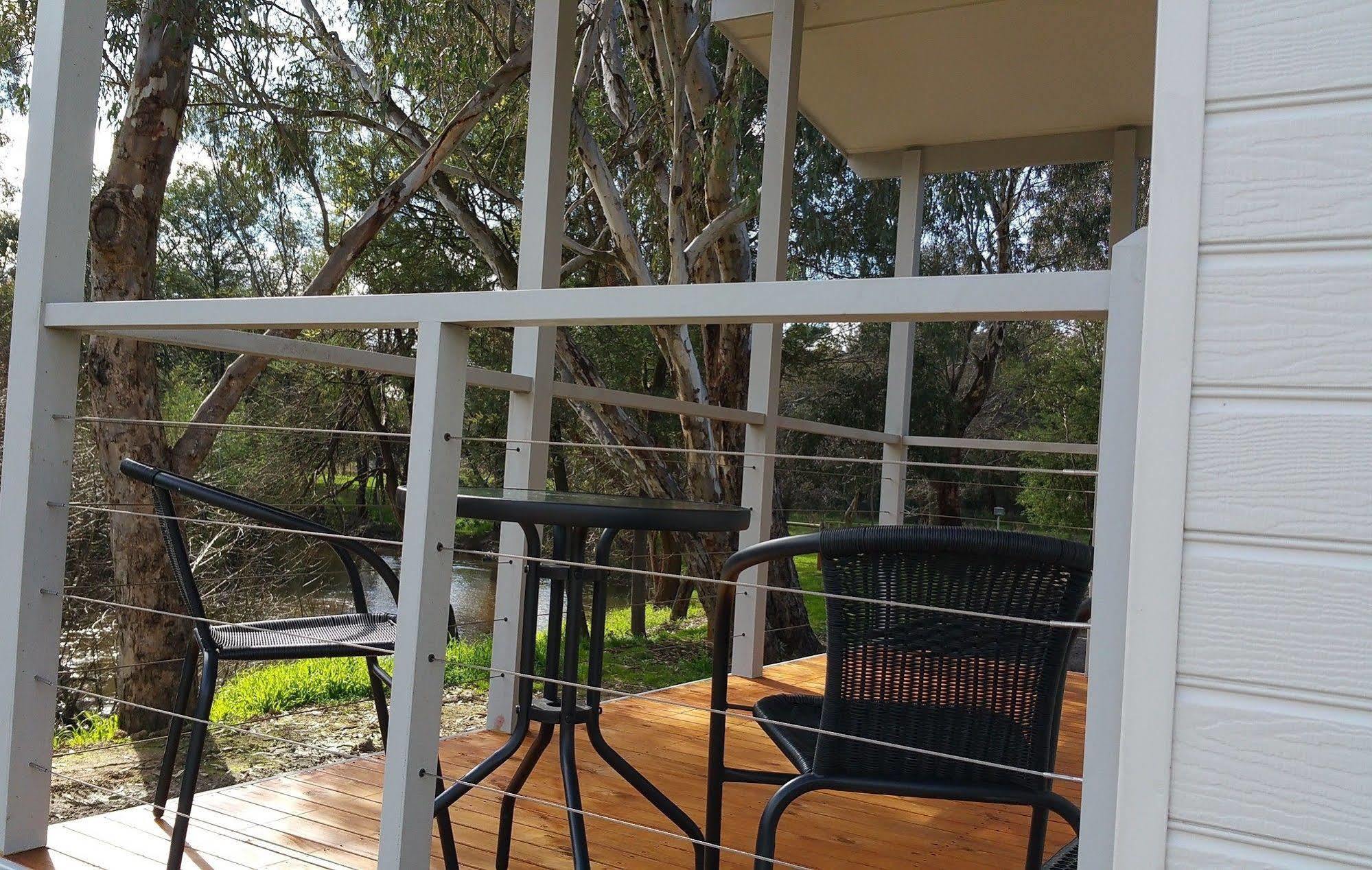 Yea Riverside Caravan Park Exterior foto