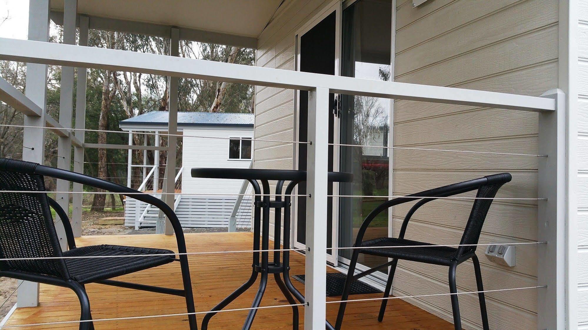 Yea Riverside Caravan Park Exterior foto