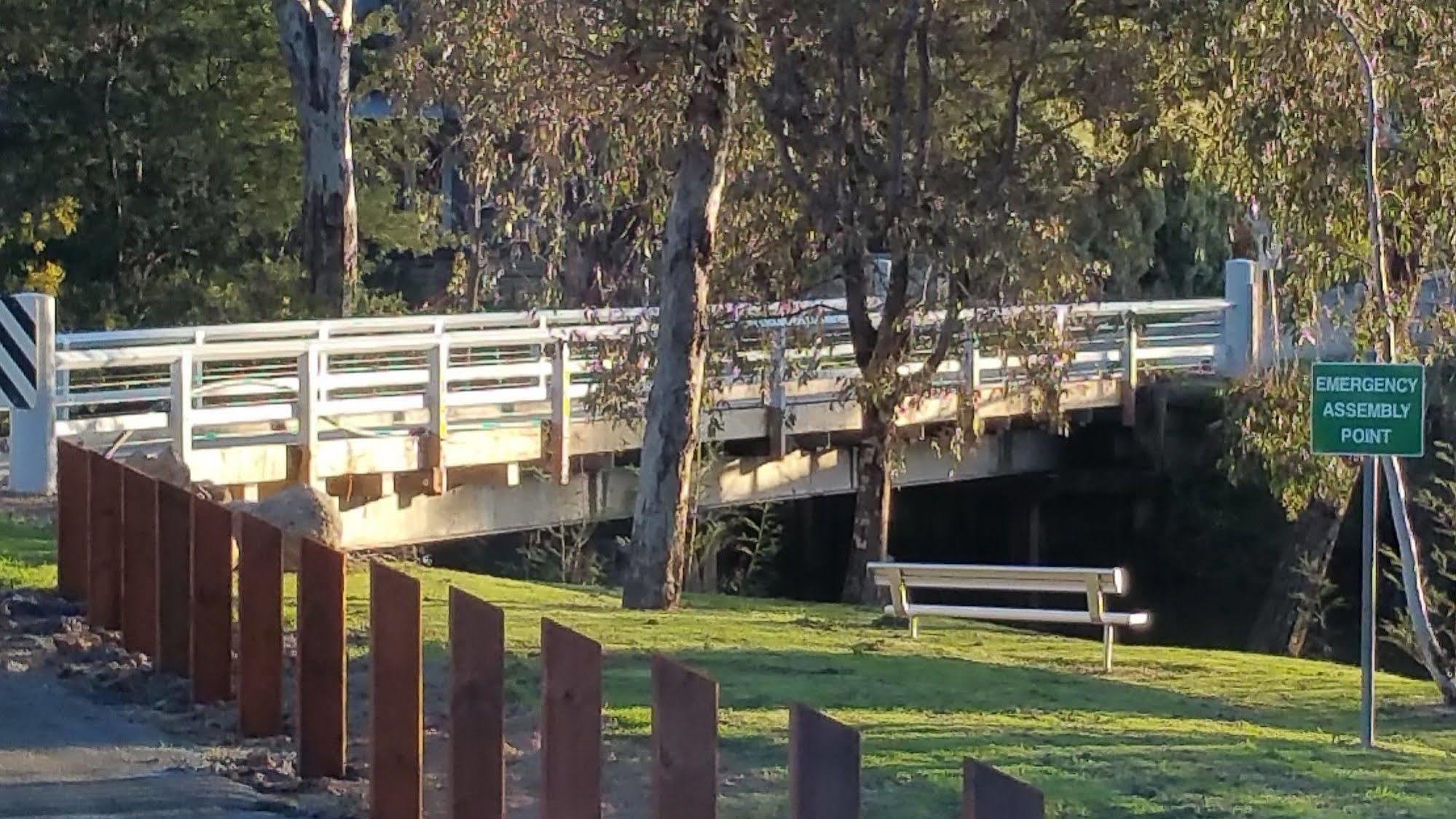 Yea Riverside Caravan Park Exterior foto
