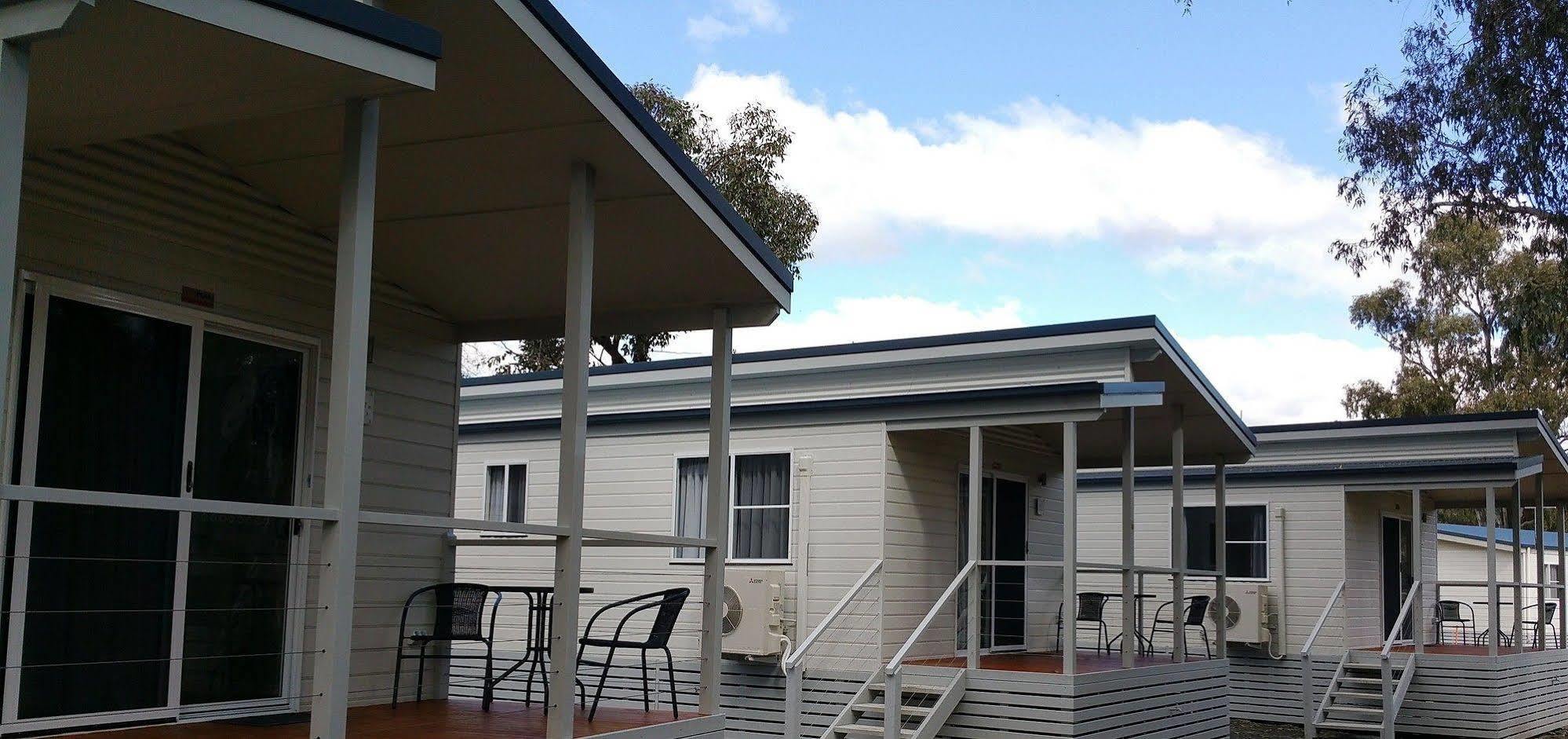 Yea Riverside Caravan Park Exterior foto