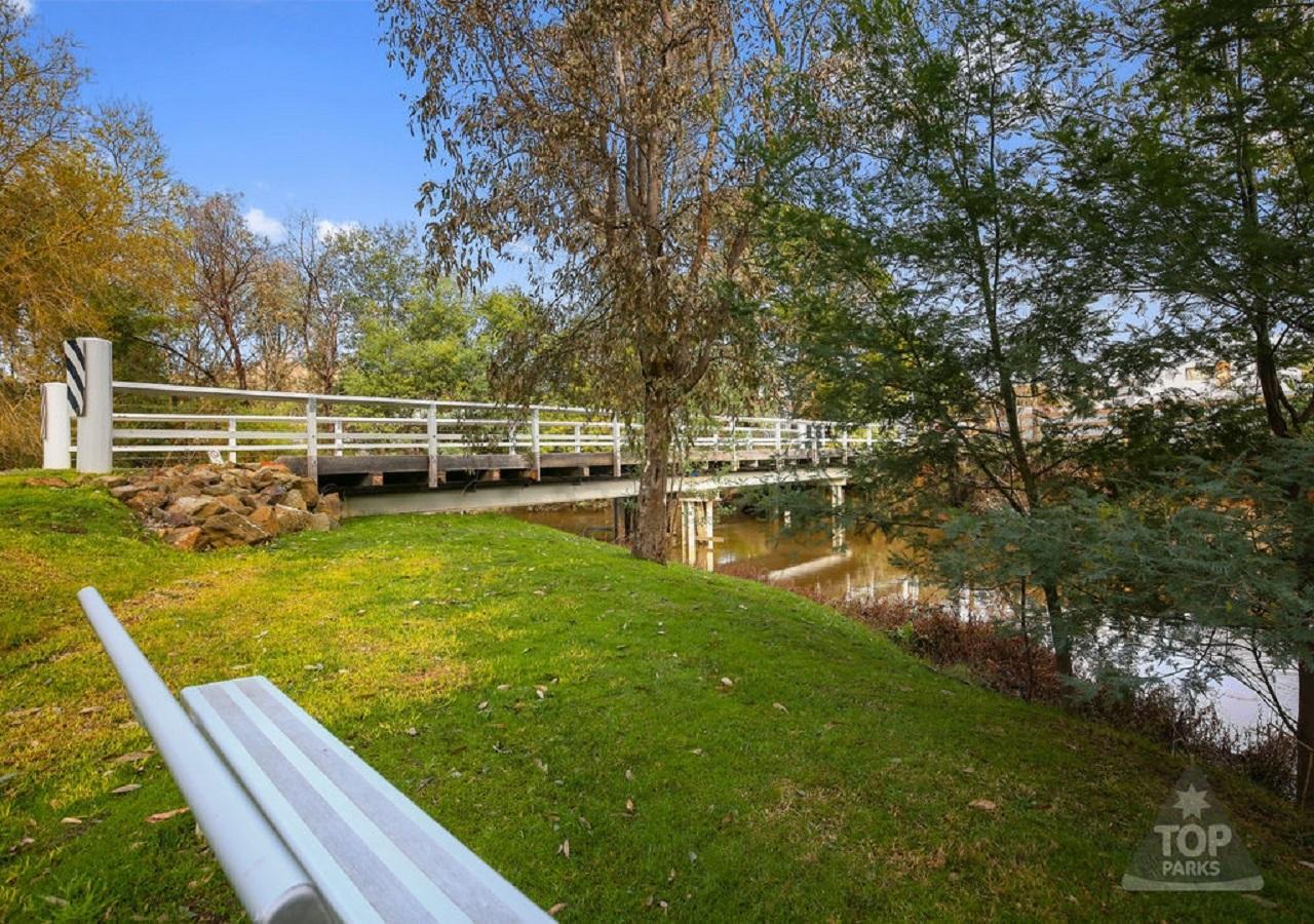 Yea Riverside Caravan Park Exterior foto