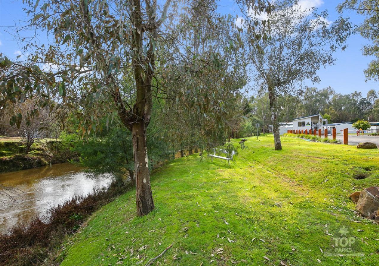 Yea Riverside Caravan Park Exterior foto